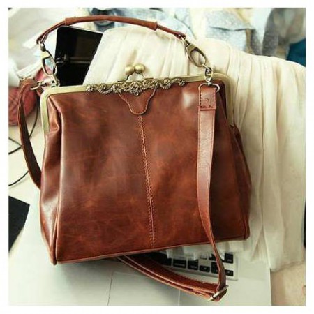 İşte yine çekik gözlülerin farkı,Japon tarz çanta.